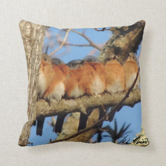 Coussin Oiseaux se reposant sur un arbre pour garder le