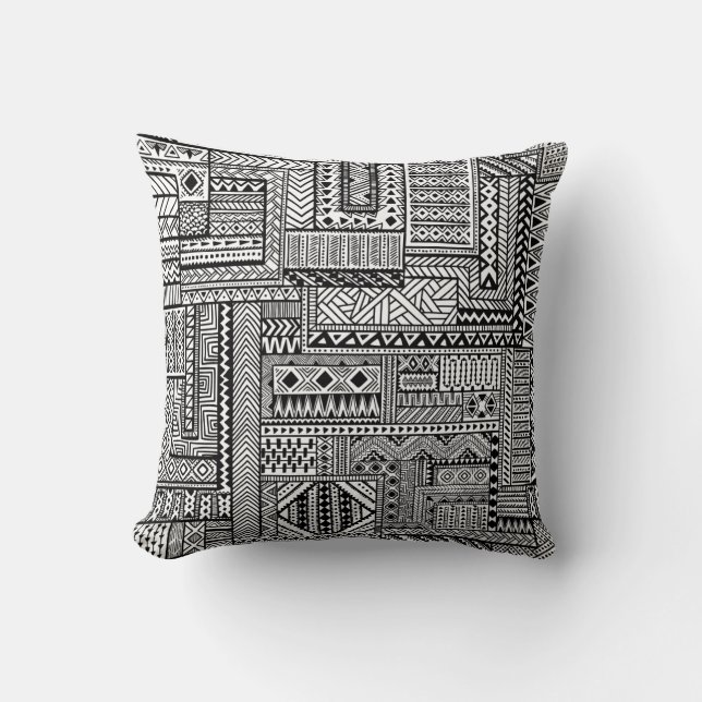 Coussin Ornement ethnique (Recto)
