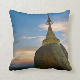 Coussin Pagode Kyaiktiyo au coucher du soleil