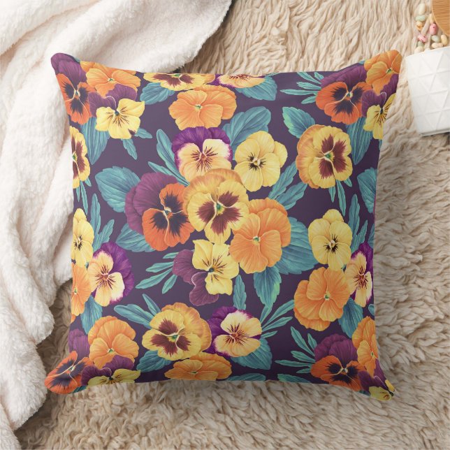 Coussin Pansies sur violet de prune (Couverture)