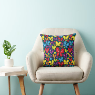 Coussin Papillons au-dessus de l'eau . BFYOW01.Fond noir