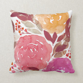 coussin peint à la main de fleurs d'aquarelle