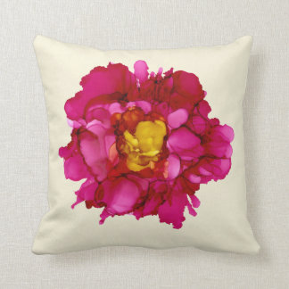 Coussin Peinture à la main de pivoine magenta - crème/jaun