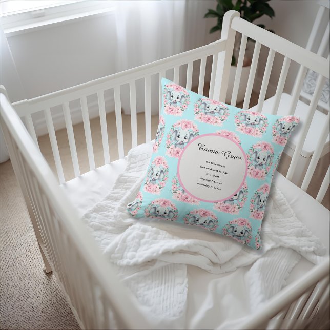 Coussin Personalized Baby Elephant Pillow (Créateur téléchargé)
