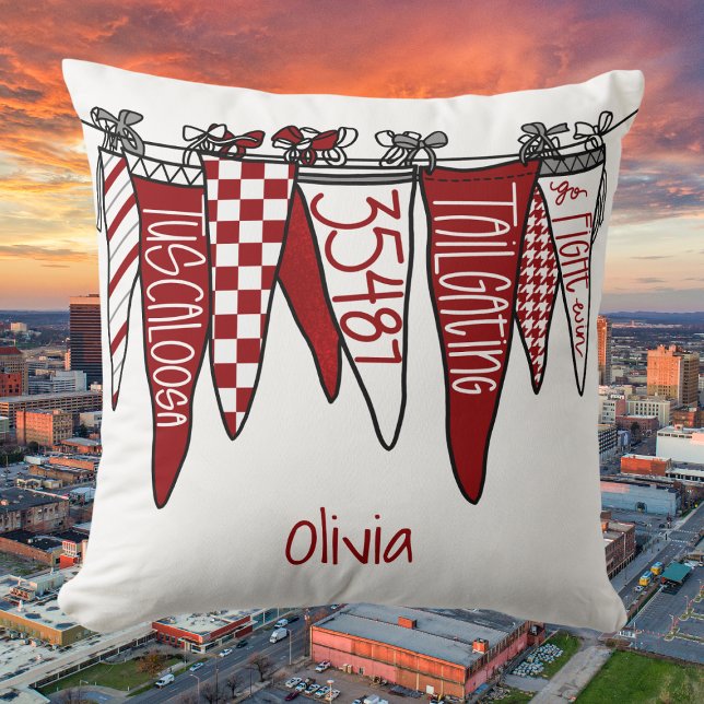 Coussin Personalized Tuscaloosa Red & White Pennant  (Créateur téléchargé)