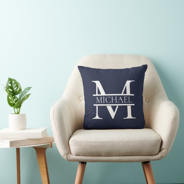 Coussin Personnalisé Elegant Navy Blue Monogramme et nom (Chaise)