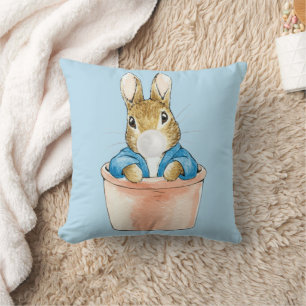 Coussin Peter le lapin en pot blanc Bubble gomme