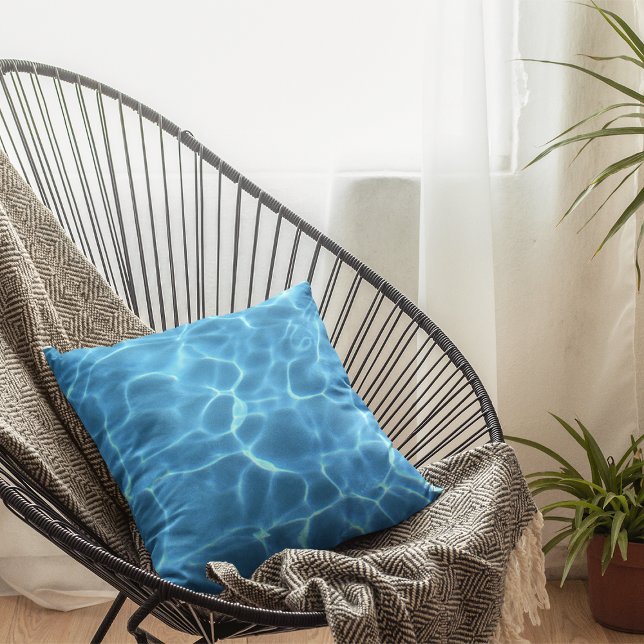 Coussin Photo Aqua Blue Piscine (Aqua Blue Swimming Pool Photo Throw Pillow)