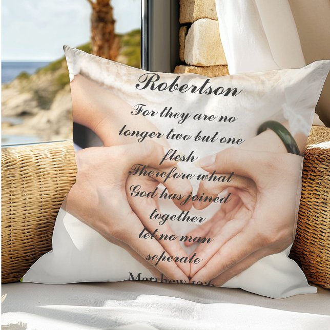 Coussin Photo de mariage avec Écriture chrétienne  (Créateur téléchargé)