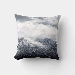 COUSSIN PHOTOGRAPHIE AÉRIENNE DE MONTAGNE GRISE ET NOIRE
