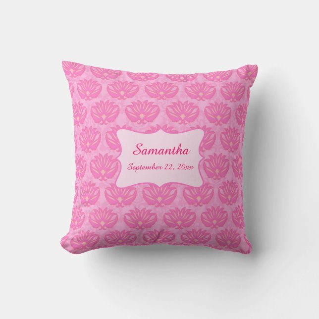 Coussin Pink Damask Baby Girl Nom Naissance personnalisée (Recto)