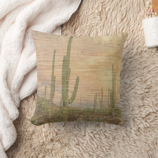 Coussin Plantes de cactus du désert sur photo en grain de  (Couverture)