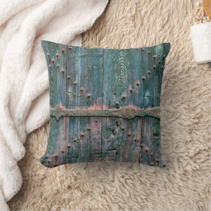 Coussin Portail en bois rustique et fer en bleu