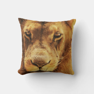 Coussin Portrait de lion africain mâle.