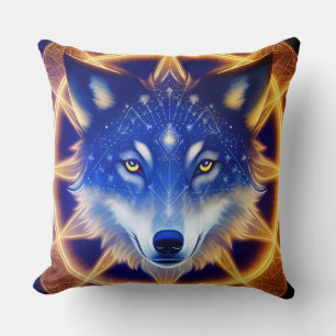 Coussin Portrait de loup aux yeux dorés intenses