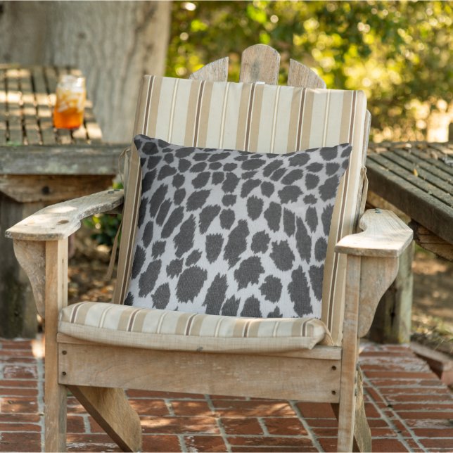 Coussin Poster de animal léopard noir et blanc (Chaise)