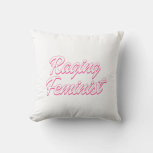 Coussin Poupée féministe en colère