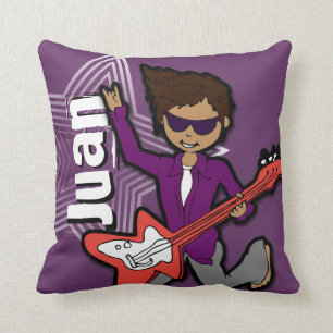 Coussin pourpre de garçon rockstar nommé de