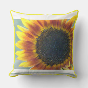 Coussin Poussière De Tournesol Orange Jaune. Couleur de l'