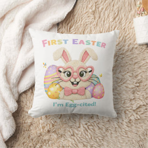 Coussin Premier lapin surexcité de Pâques de bébé mignon