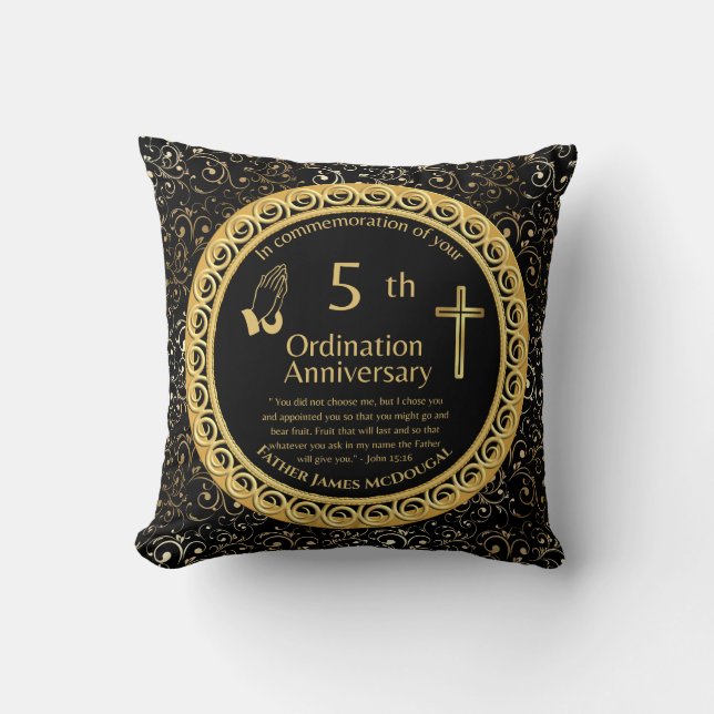 Coussin Prêtre de la 5e Ordination personnalisée (Recto)