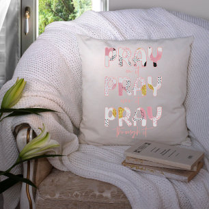 Coussin Priez sur elle chrétienne