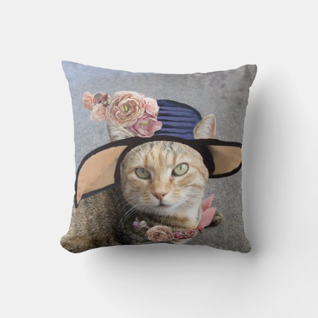 COUSSIN PRINCESS TATUS /ELEGANT CAT, GRAND DIVA CASQUETTE  (Recto)