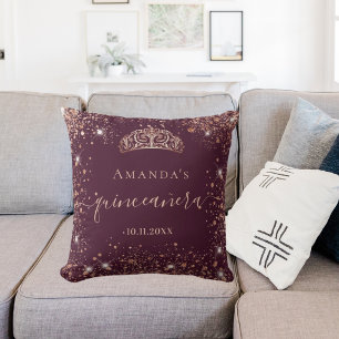 Coussin Quinceanera Bourgogne rose or tiara nom script