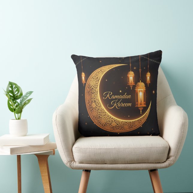 Coussin Ramadan Kareem Crescent & Lanterns Pillow (Chaise)