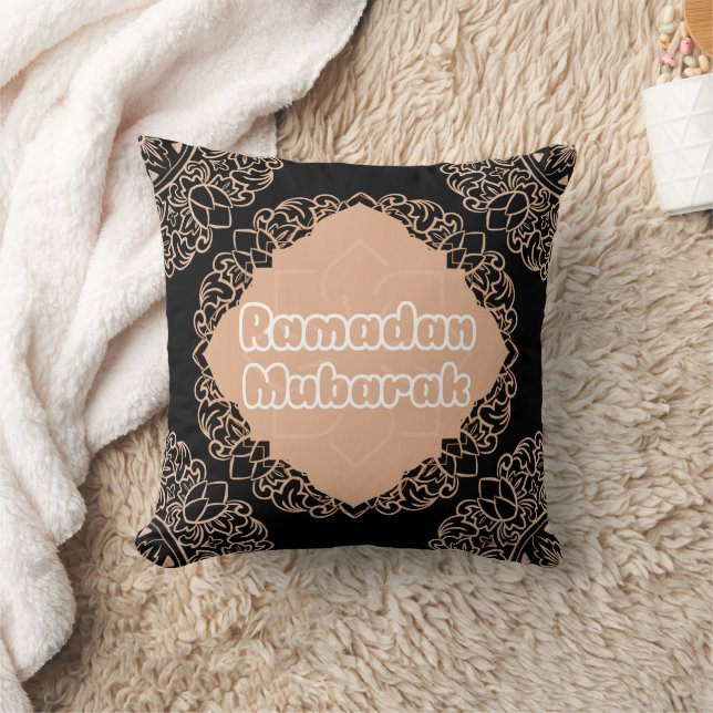 Coussin Ramadan Moubarak de différents côtés (Couverture)