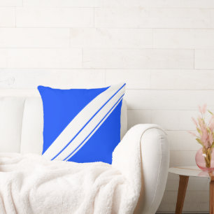 Coussin Rayures diagonales blanches et bleu brillant nauti