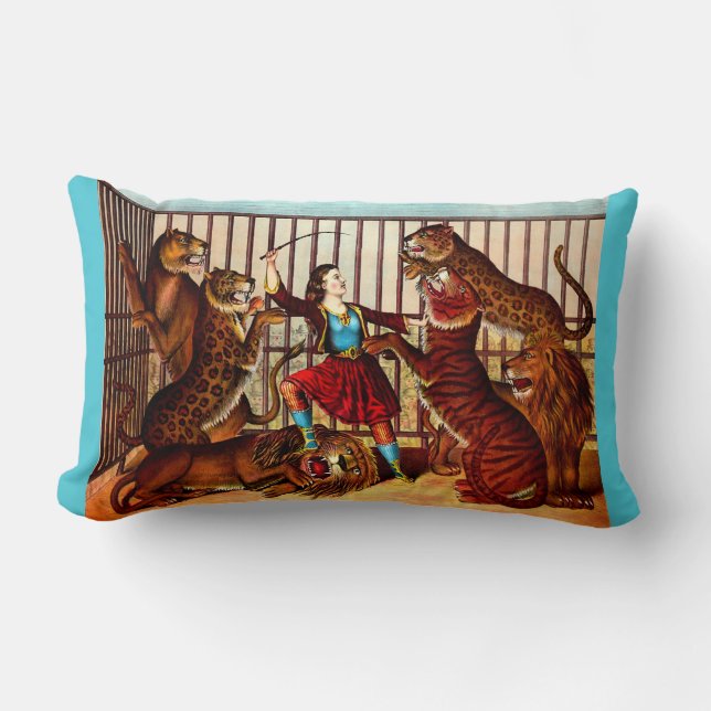 Coussin Rectangle 1874 La Reine Lion (Recto)