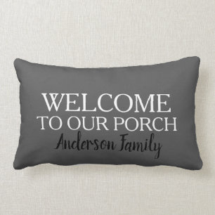 Coussin Rectangle Accueil gris-foncé rustique au nom de famille de