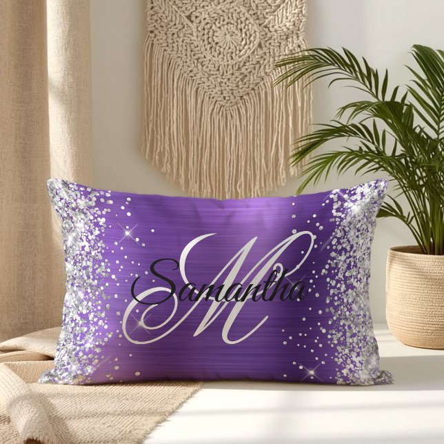 Coussin Rectangle Améthyste Paillettes Argentées Monogramme Fantaisi (Silver Glitter Amethyst Foil Fancy Monogram Lumbar Pillow)