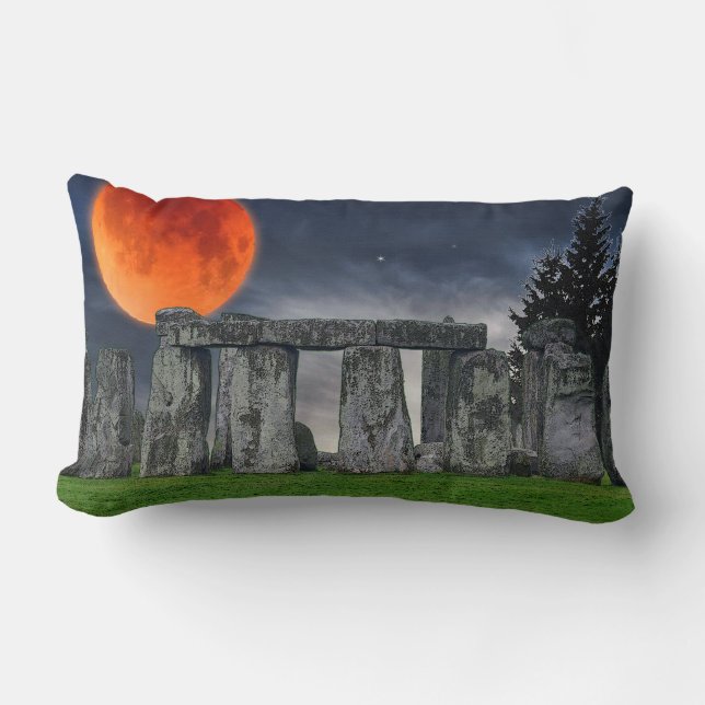 Coussin Rectangle Ancien Stonehenge et Pleine lune rouge mystique (Recto)