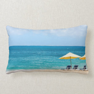 Coussin Rectangle Chaises longues sur la plage d'océan