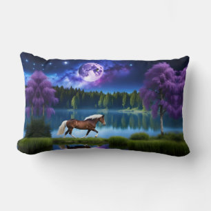 Coussin Rectangle Cheval belge Palomino sous ciel étoilé violet