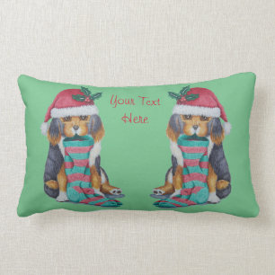 Coussin Rectangle chiot noir et brun mignon vêtu pour noël