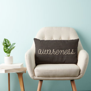 Coussin Rectangle Corde de SENSIBILISATION sur bois sombre