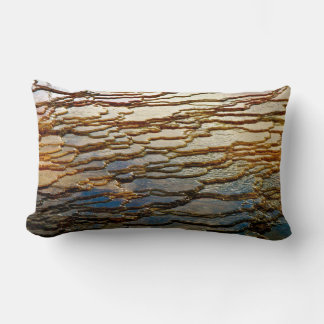 COUSSIN RECTANGLE COUCHES DE DÉPÔTS VOLCANIQUES COLORÉS