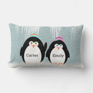 Coussin Rectangle Couple de pingouin dans les flocons de neige Jeter