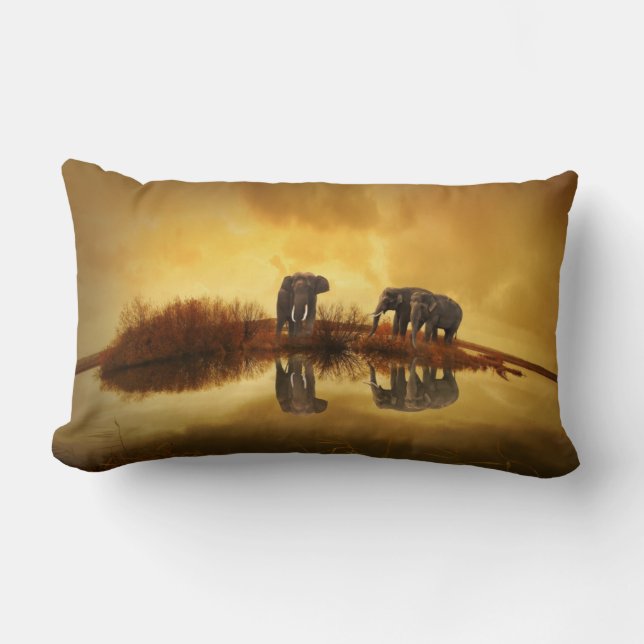 Coussin Rectangle Eléphants asiatiques en Thaïlande sous un coucher  (Recto)