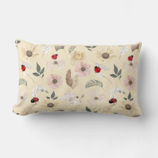 Coussin Rectangle Gentle Blooms and Ladybugs