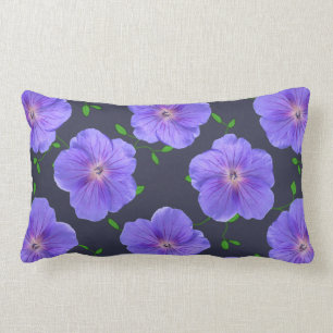Coussin Rectangle Géranium bleu de fleur sur toute couleur