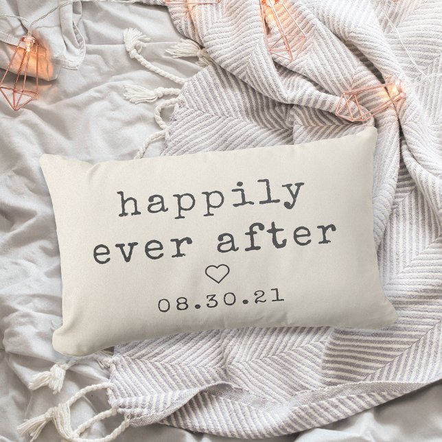 Coussin Rectangle Heureux toujours après | Date de mariage personnal (Créateur téléchargé)