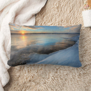 Coussin Rectangle Lac Teslin Après Une Tempête De Défrichement, Yuko