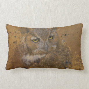 Coussin Rectangle Le grand hibou à cornes s'est fané sur le vieux