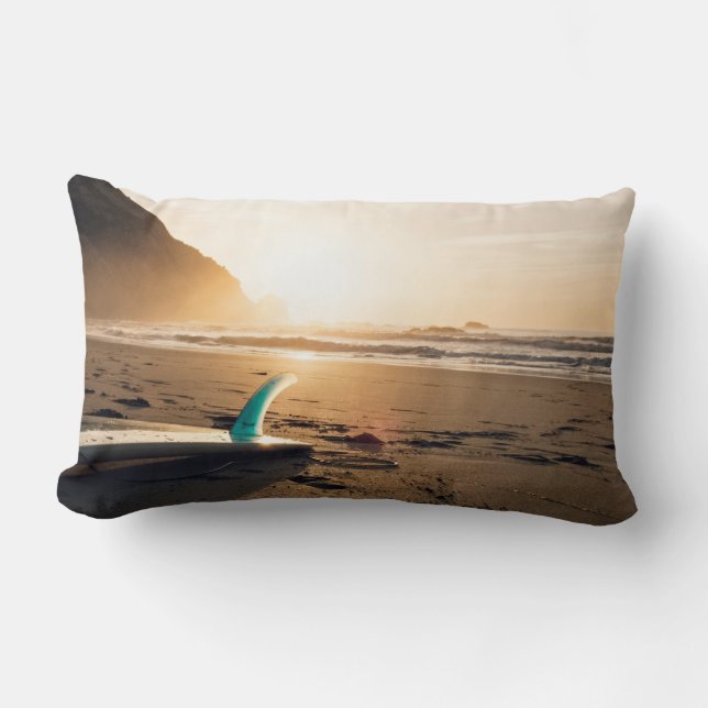 Coussin Rectangle Le surf orienté, planche de surf s'étend sur la (Recto)