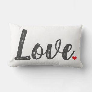 Coussin Rectangle lettres de texture AMOUR gris avec COEUR rouge