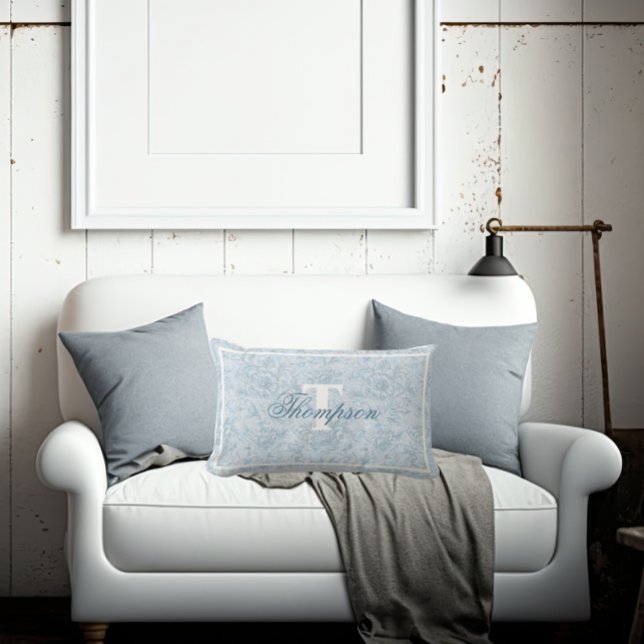 Coussin Rectangle Maison Française Dusty Blue Floral Monogramme (Créateur téléchargé)